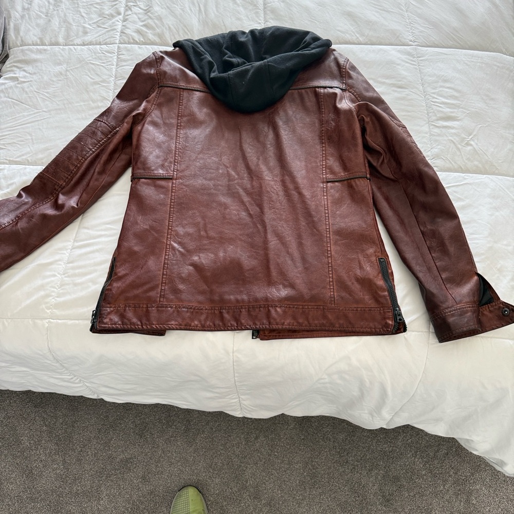 Buckle Brown Performance Jacket - Picture 3 of 3
